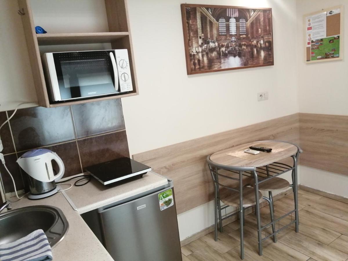 Apartament I Pokoje Goscinne Гнезно Экстерьер фото