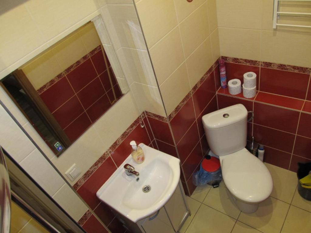 Apartament I Pokoje Goscinne Гнезно Экстерьер фото